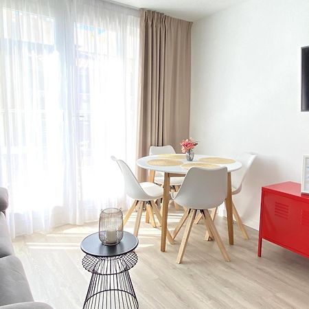 Apartamentos Estemar Бенидорм Екстериор снимка