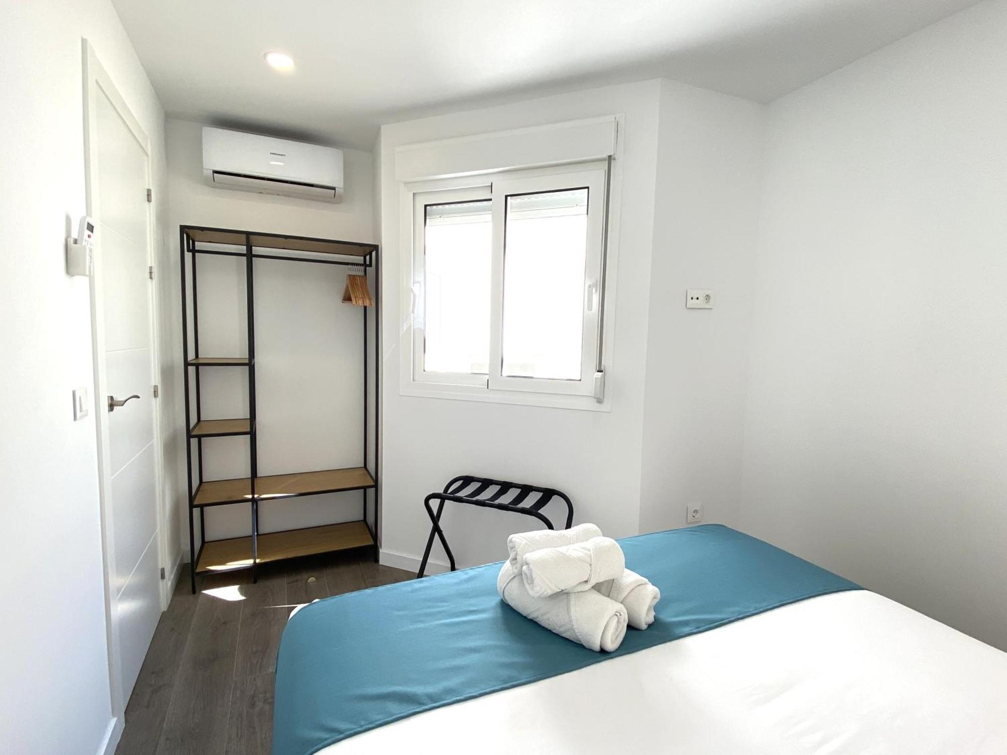 Apartamentos Estemar Бенидорм Екстериор снимка