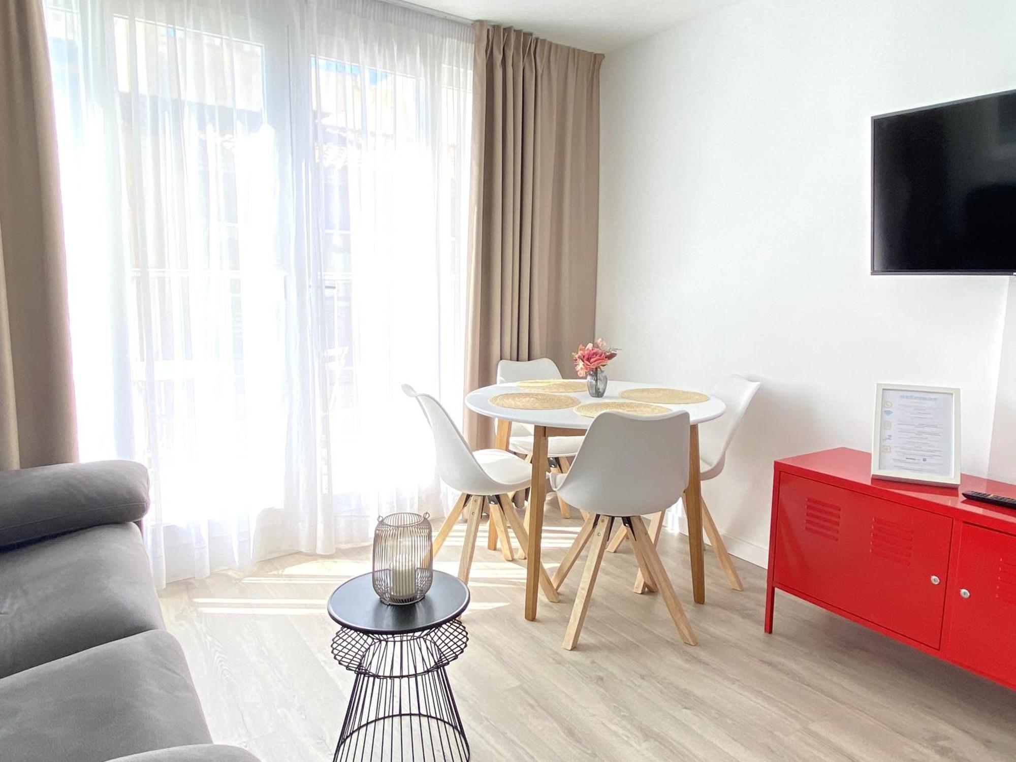 Apartamentos Estemar Бенидорм Екстериор снимка