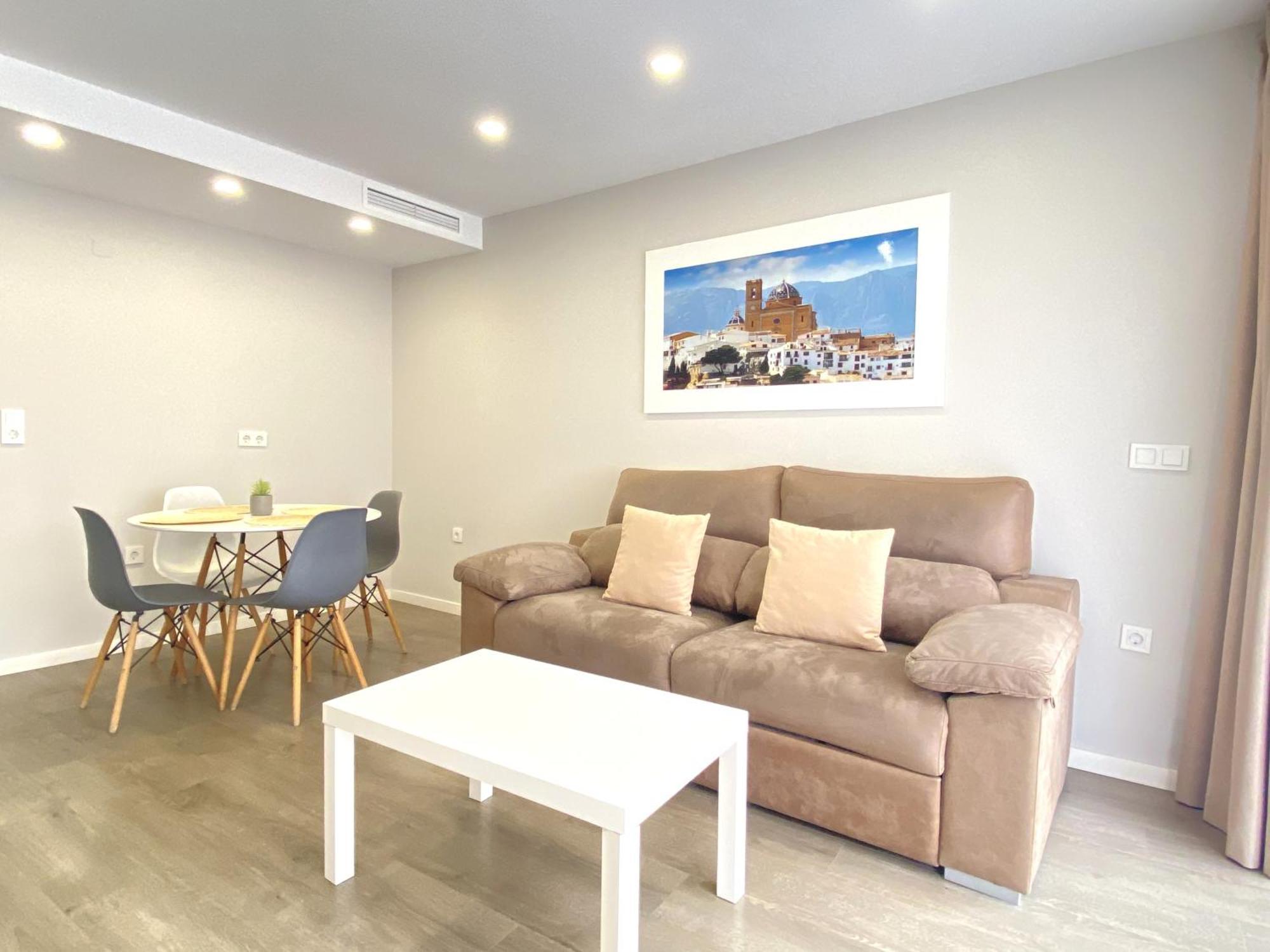 Apartamentos Estemar Бенидорм Екстериор снимка